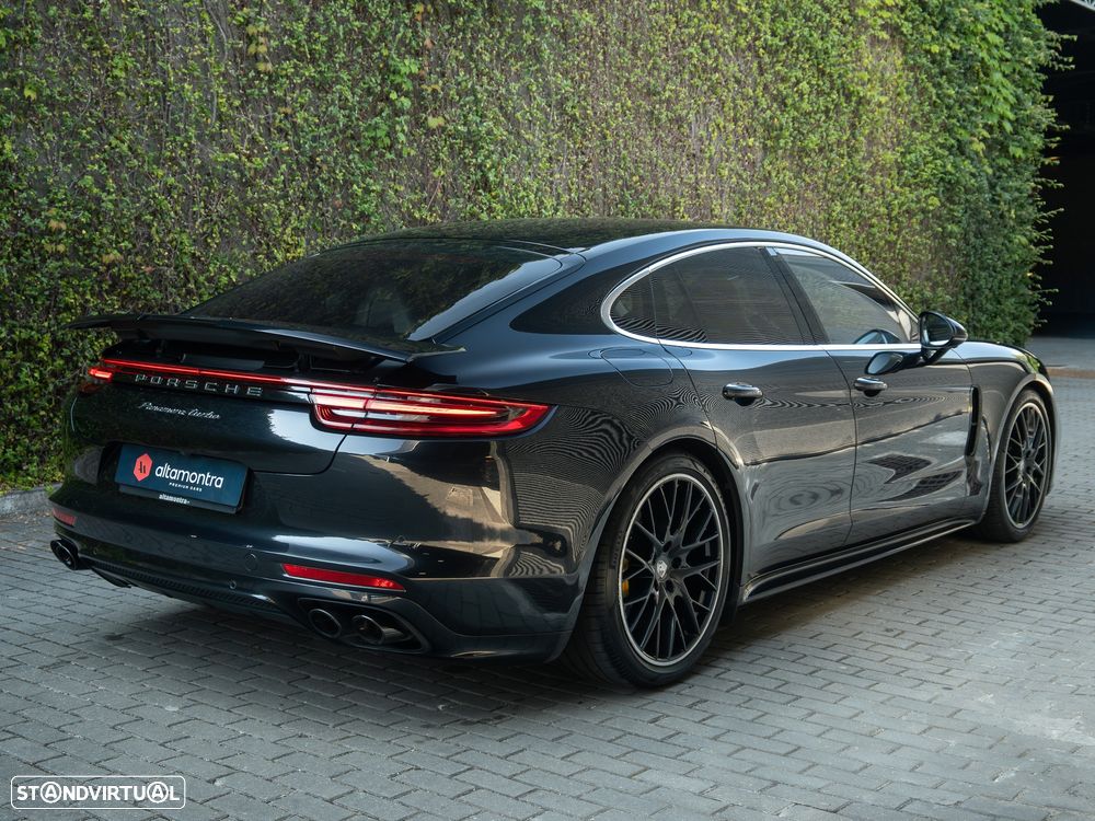 Porsche Panamera Turbo - 13