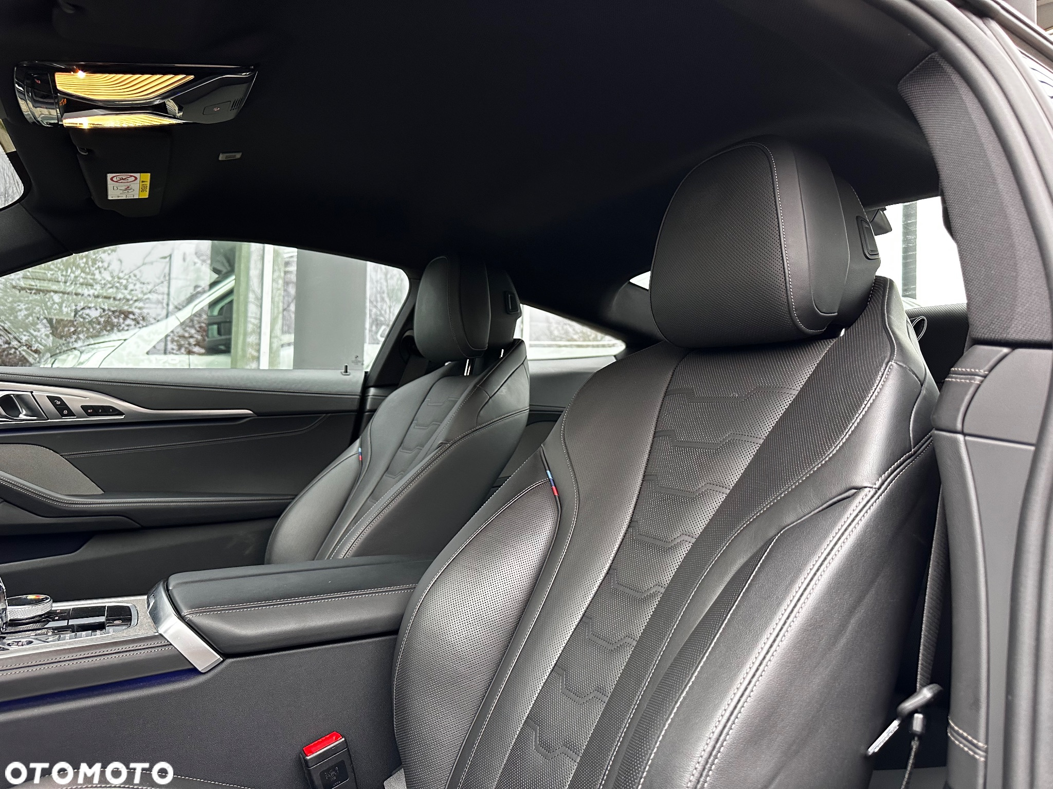 BMW Seria 8 M850i xDrive - 34