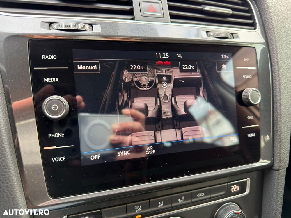 Volkswagen Golf 1.6 TDI SCR Comfortline - 23