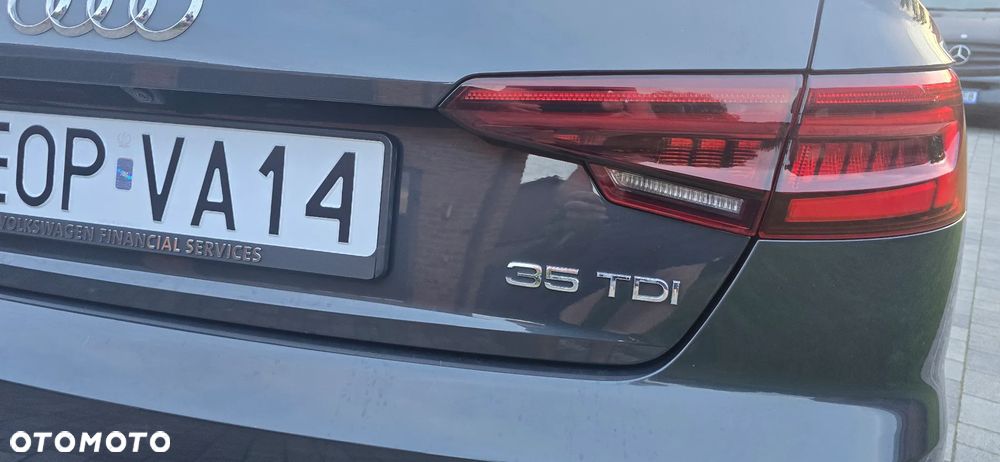 Audi A4 Limousine - 36