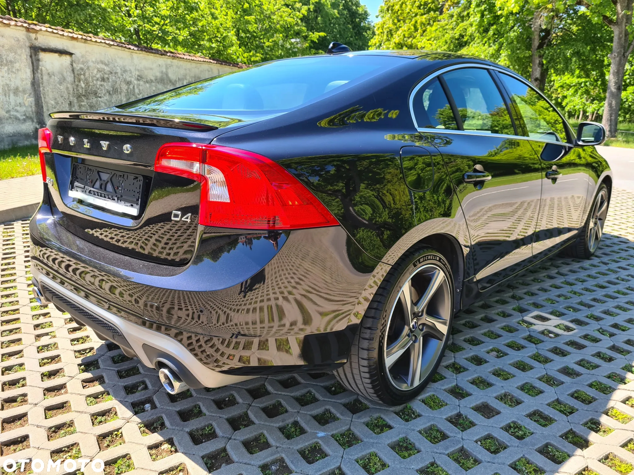 Volvo S60 D4 Drive-E R-Design Momentum - 21