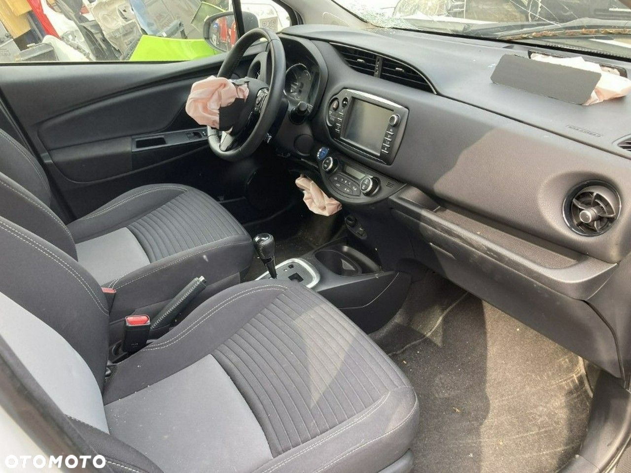 Toyota Yaris - 5