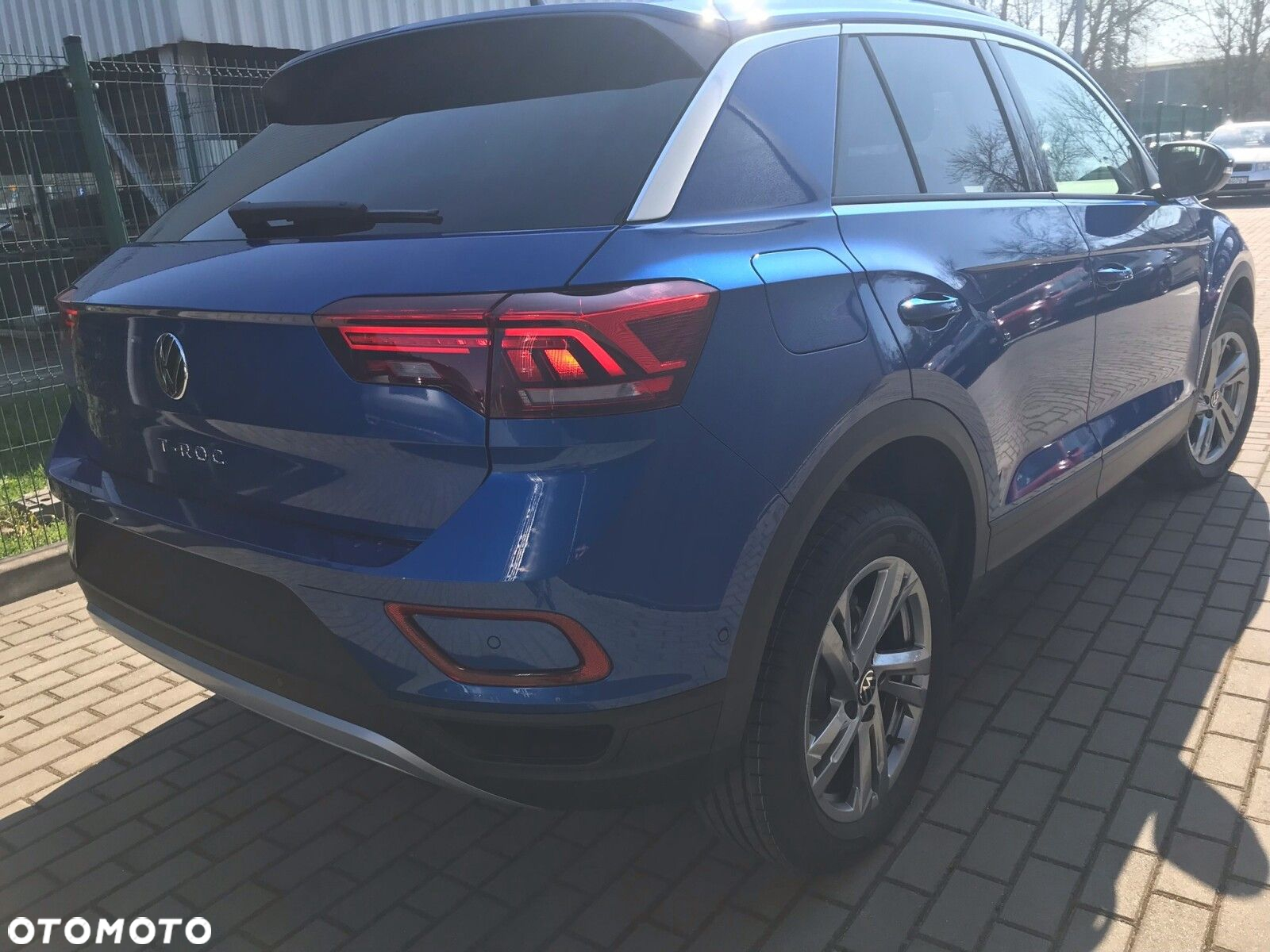 Volkswagen T-Roc - 6