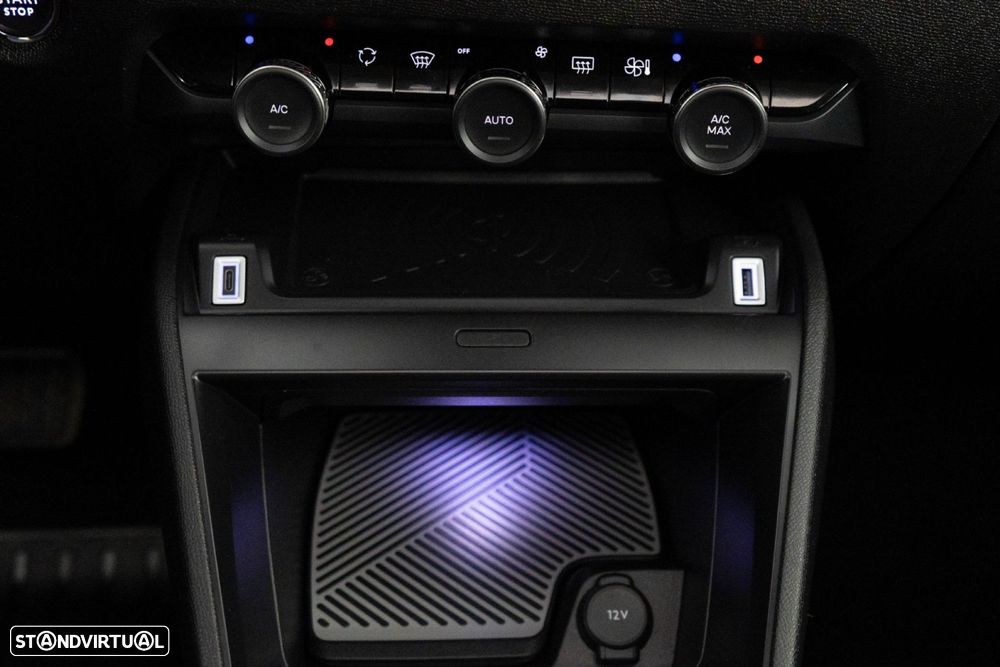 Citroën C4 X 1.2 PureTech Shine Pack EAT8 - 24