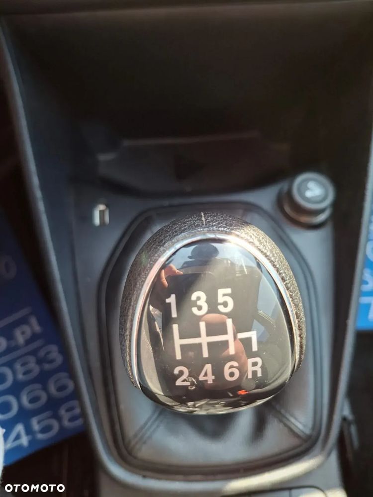 Ford Fiesta 1.0 EcoBoost Hybrid S&S ACTIVE - 27