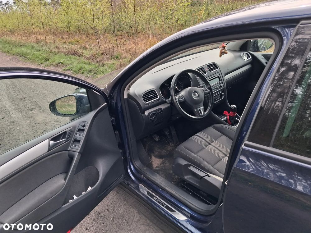 Volkswagen Golf - 4