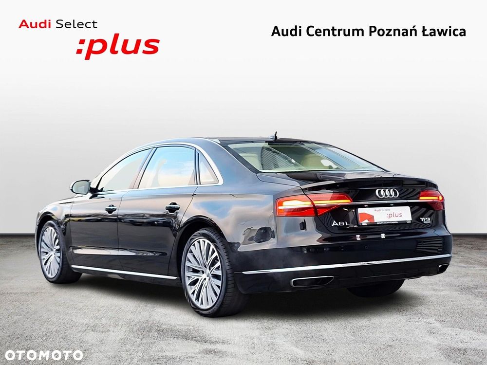 Audi A8 - 4