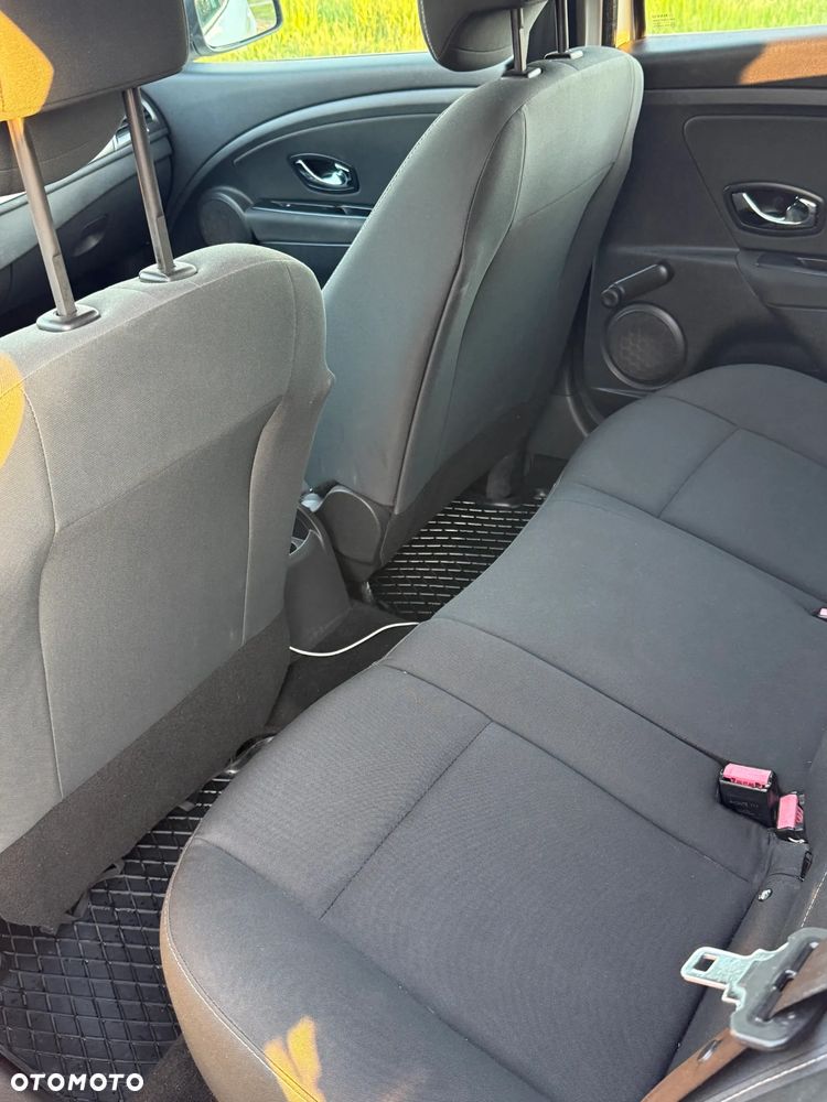 Renault Megane - 7