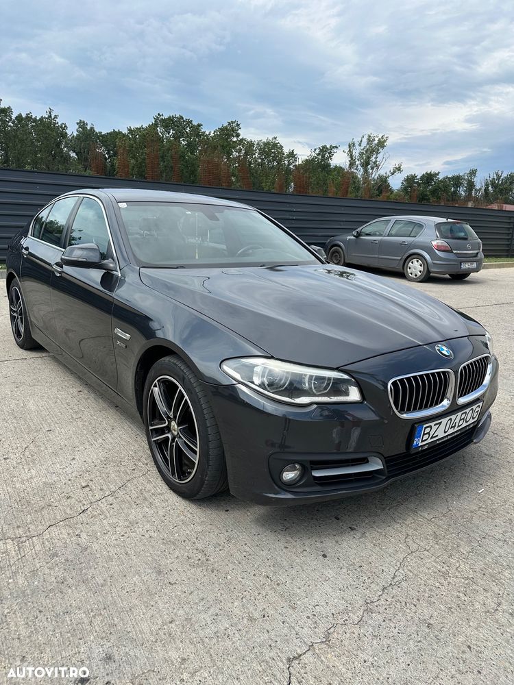 BMW Seria 5 520d xDrive - 2