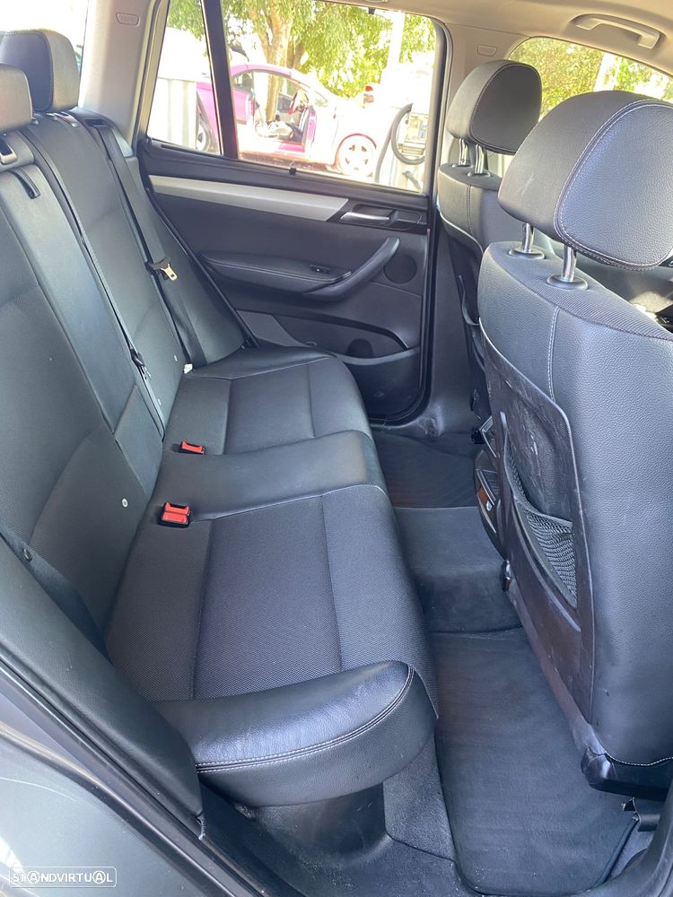 BMW X3 18 d sDrive - 14