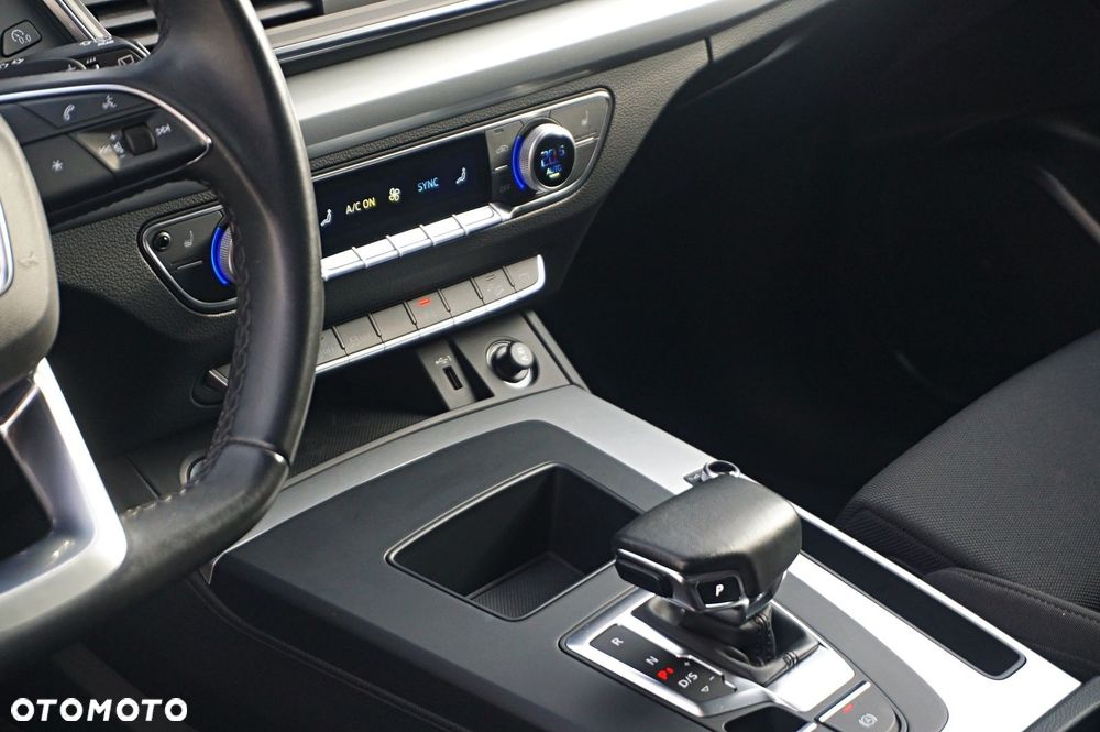 Audi Q5 Sportback - 15