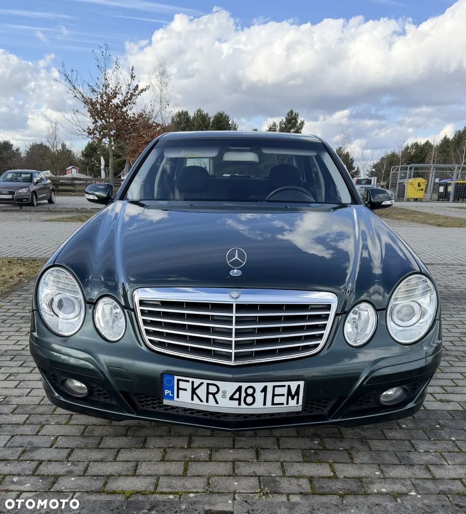 Mercedes-Benz Klasa E 200 CDI Classic DPF - 2