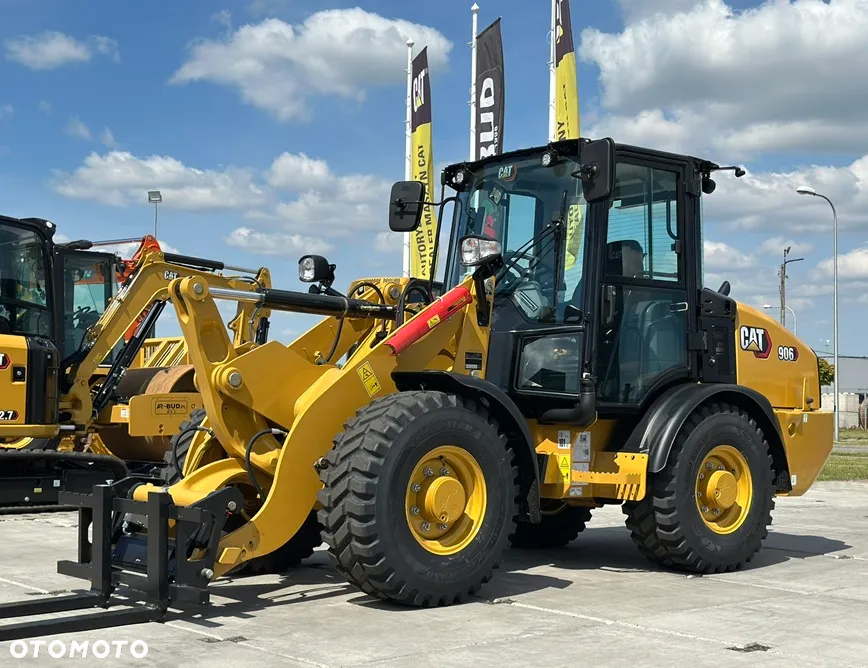 Caterpillar 906 - 3
