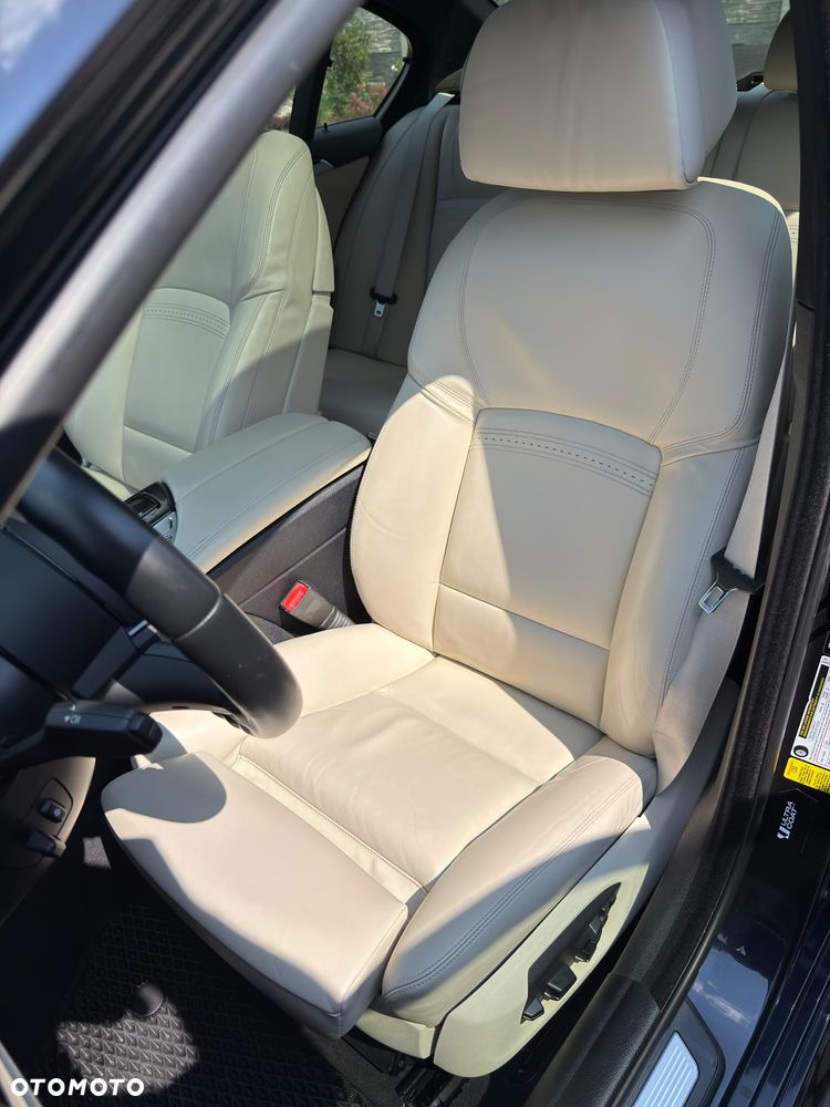 BMW Seria 5 535i - 18