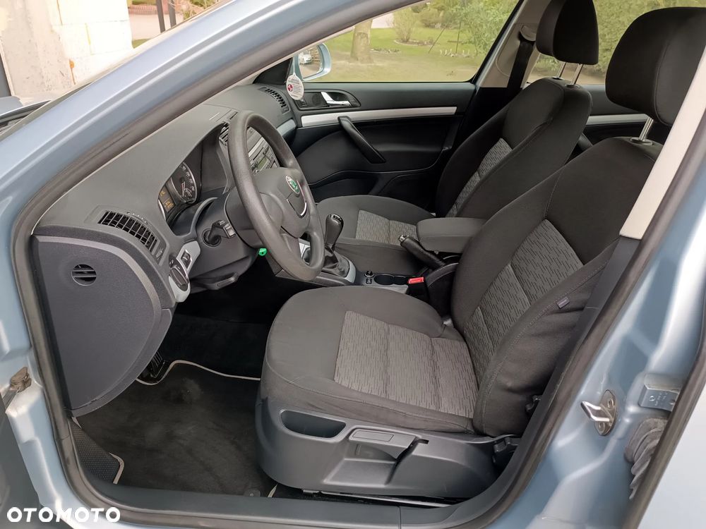 Skoda Octavia 1.6 Style - 11