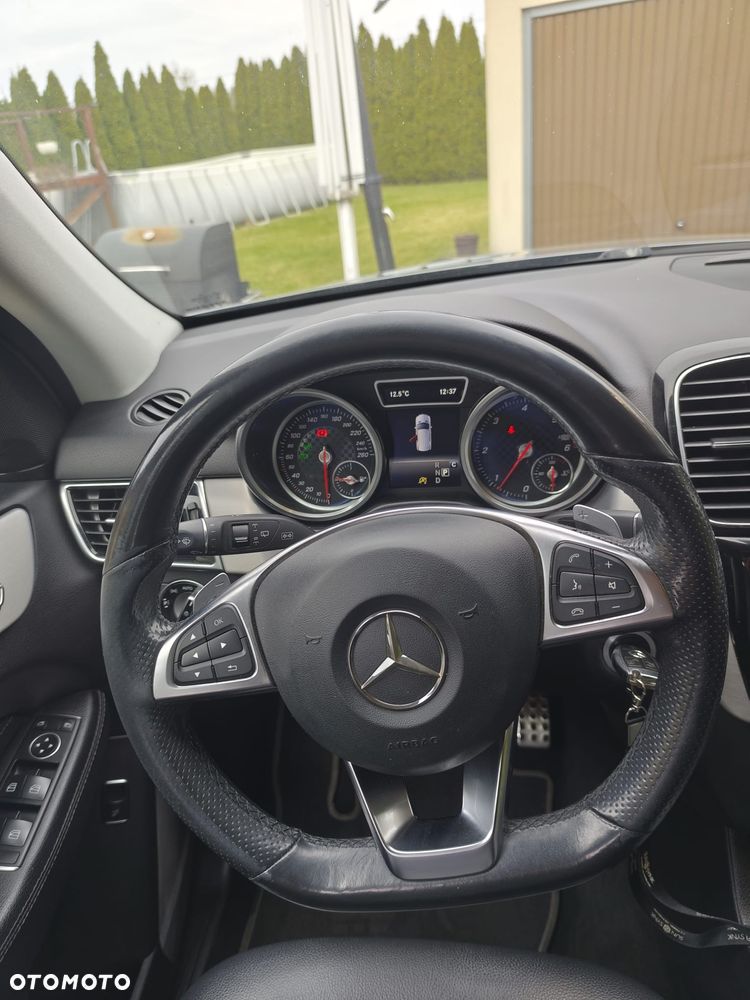 Mercedes-Benz GLE 250 d 4-Matic - 11