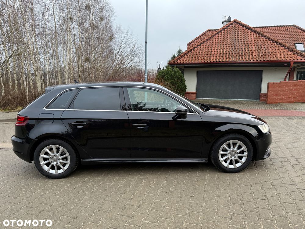 Audi A3 Sportback 1.6 TDI (clean diesel) Ambiente - 4