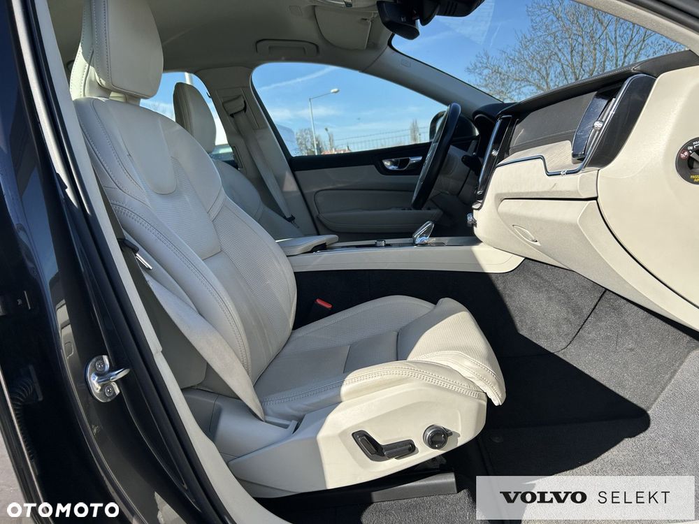Volvo XC 60 - 28