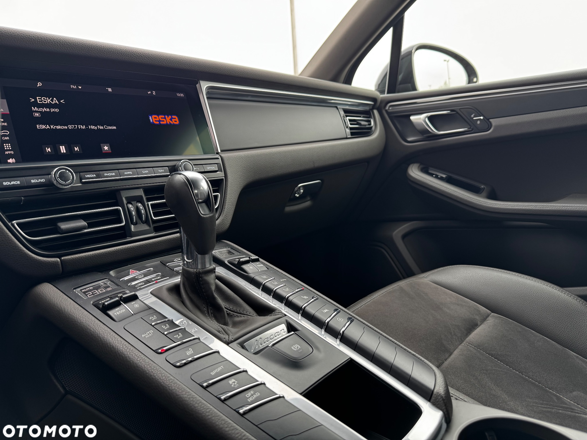Porsche Macan Standard - 14