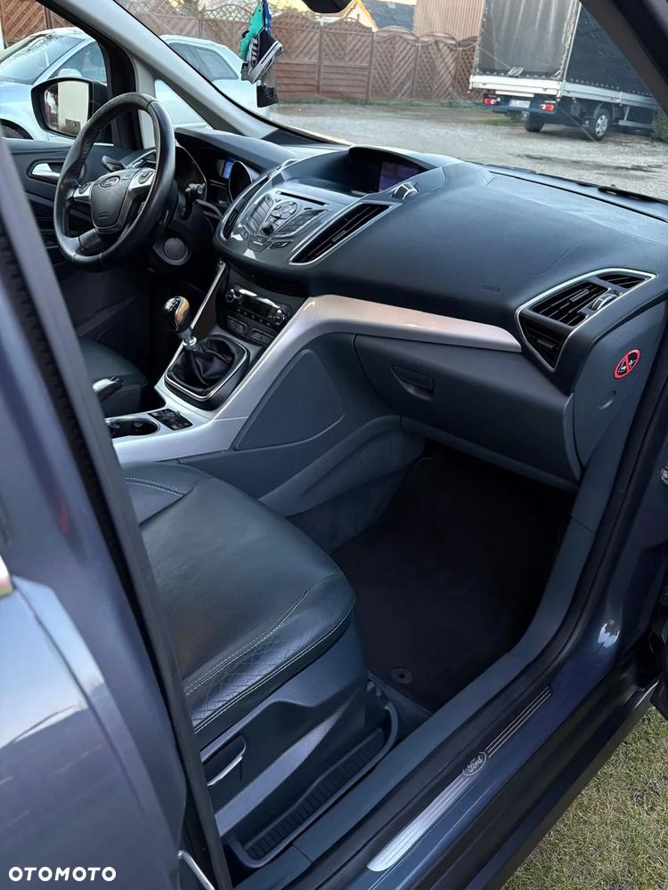 Ford Grand C-MAX 1.6 TDCi Titanium - 17