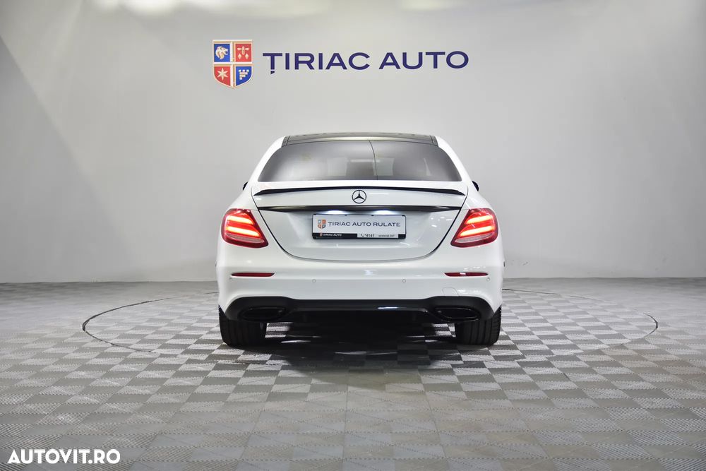 Mercedes-Benz E 220 d 9G-TRONIC AMG Line - 4