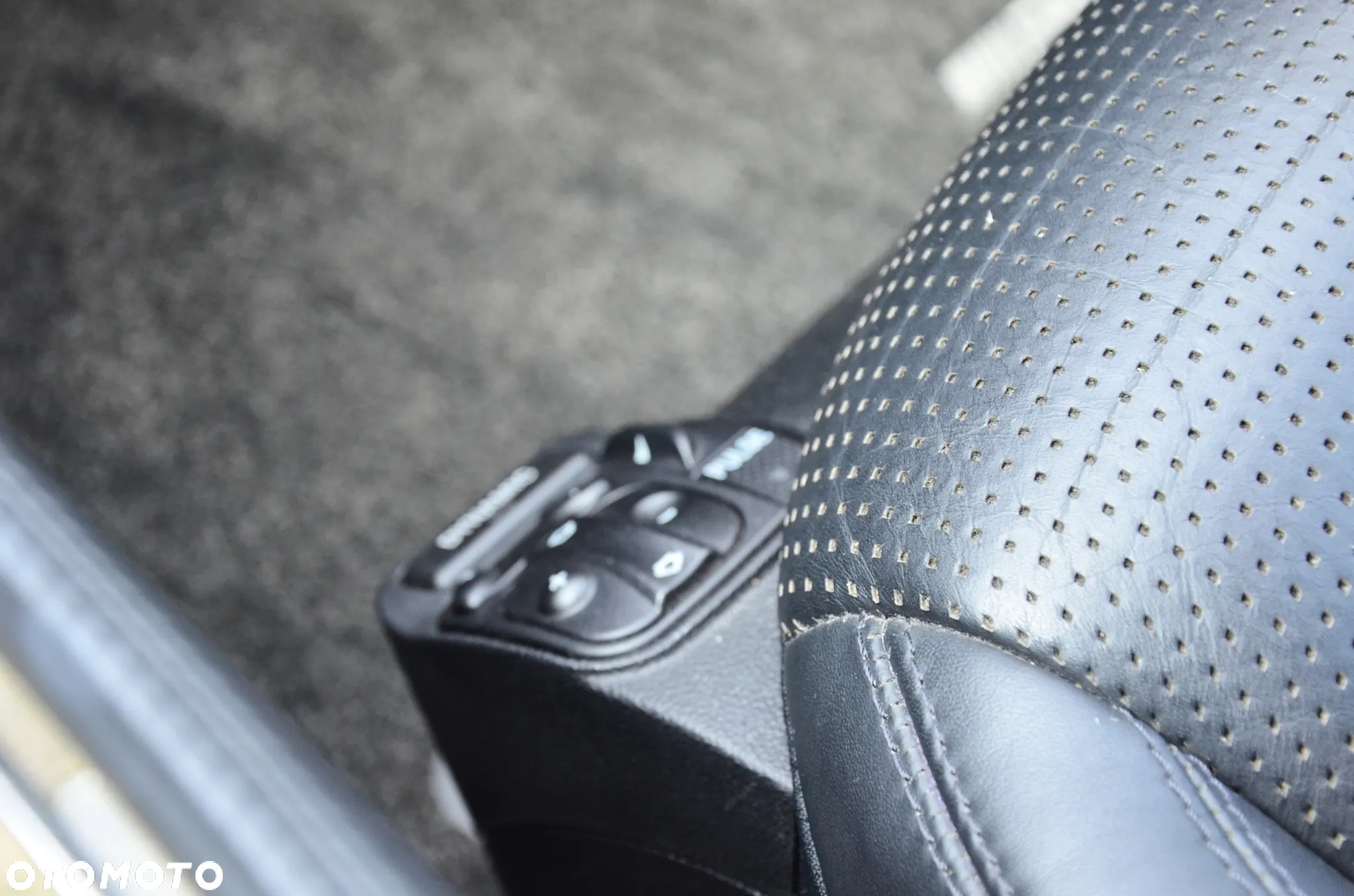 Mercedes-Benz CLS 63 AMG 7G-TRONIC - 27