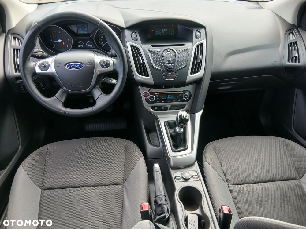 Ford Focus 1.6 TDCi Ambiente - 26