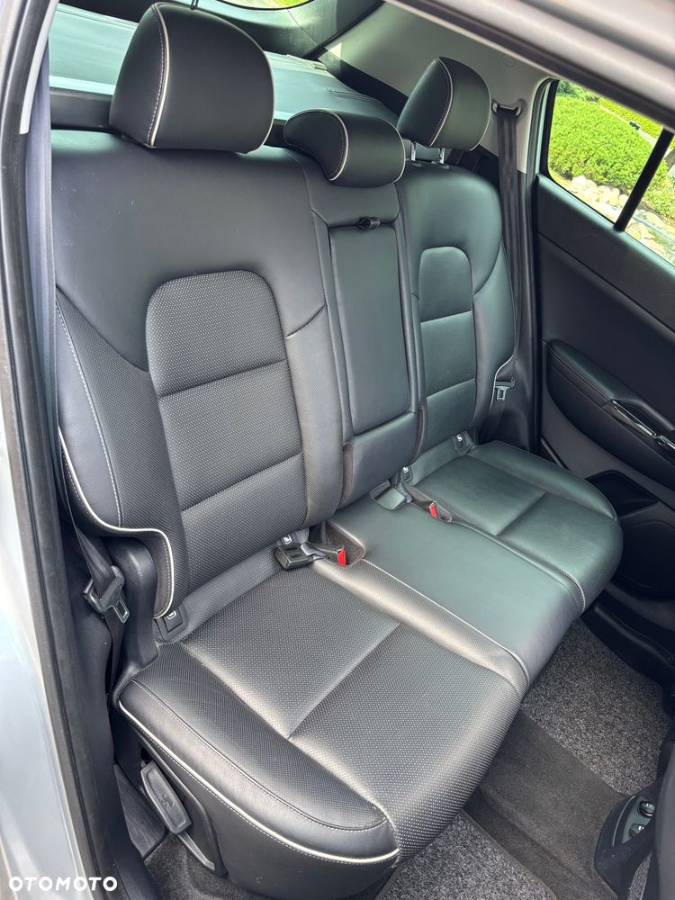 Kia Sportage - 12