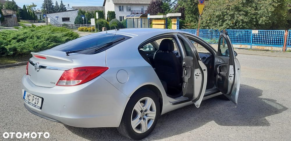 Opel Insignia - 16