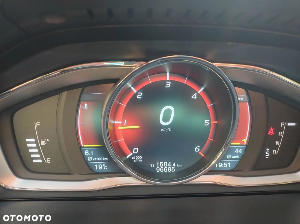 Volvo S60 D4 Geartronic Momentum - 9