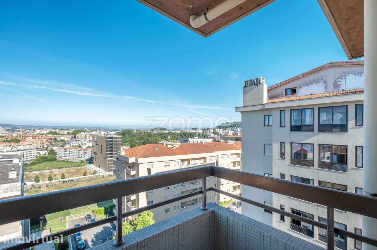 T2+1 duplex renovado com terraço e garagem fechada - Mafamude, VN G... - Grande imagem: 5/44