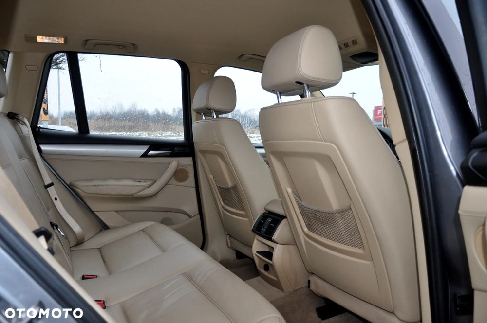 BMW X3 xDrive20d - 24