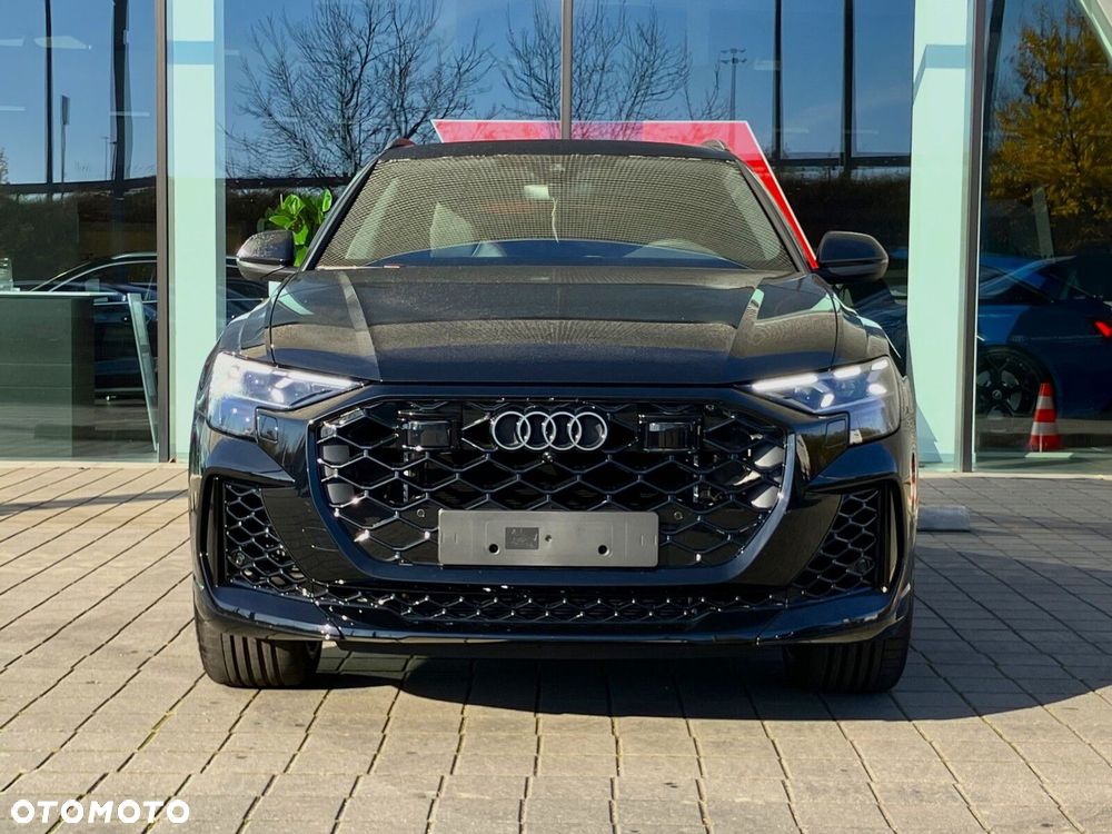 Audi RS Q8 - 3