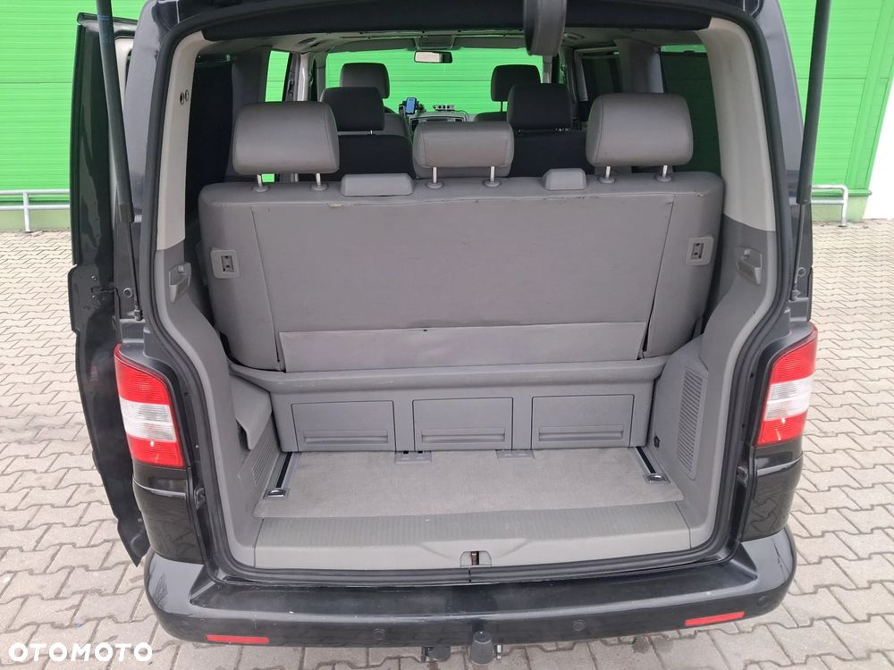 Volkswagen Multivan - 30