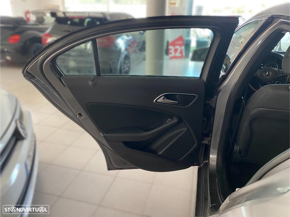 Mercedes-Benz A 180 CDI BlueEFFICIENCY Edition - 7