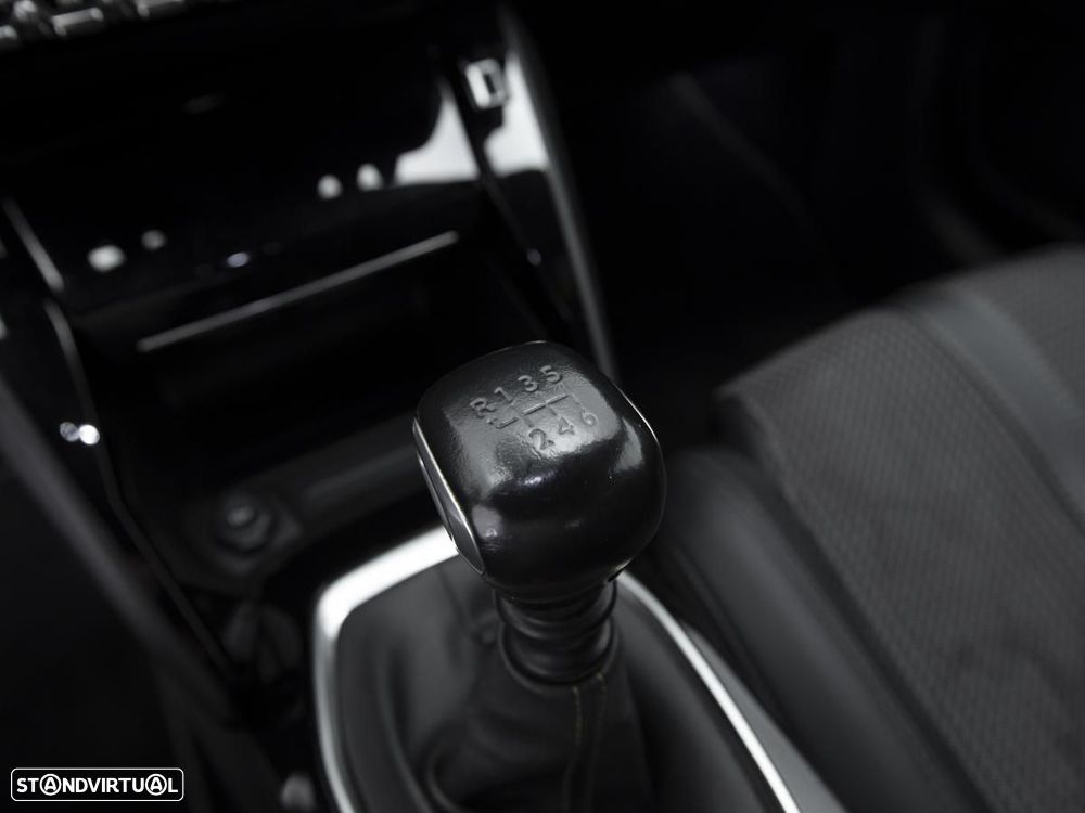 Peugeot 208 1.5 BlueHDi GT - 23