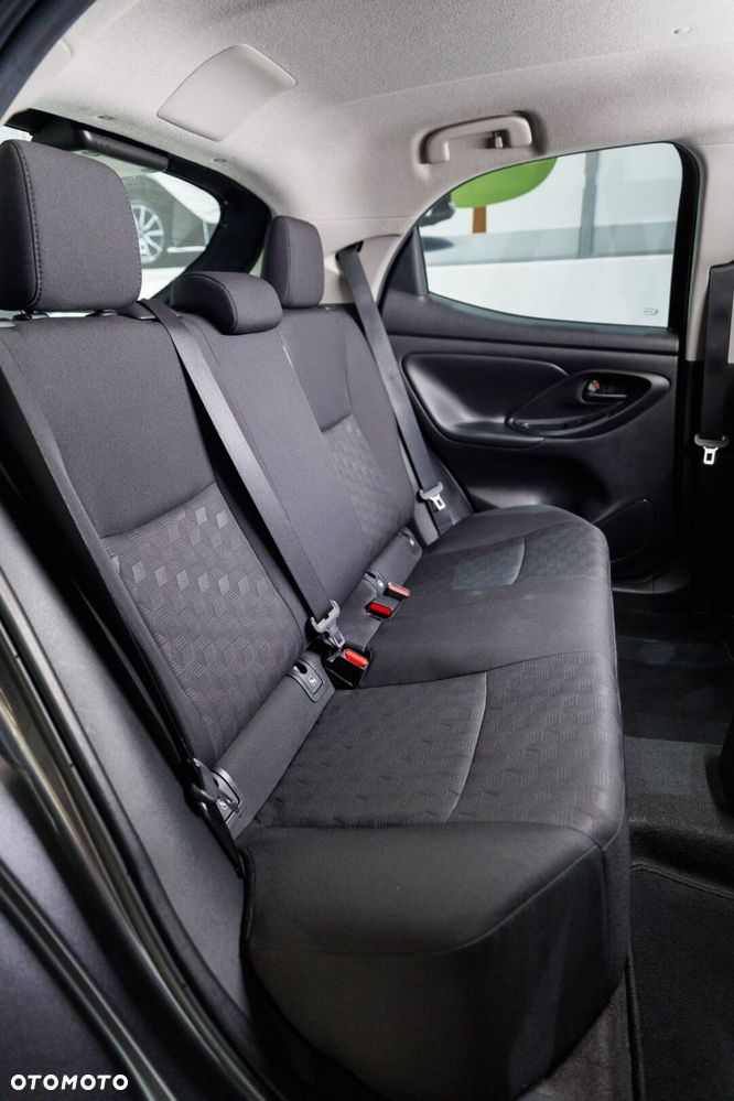 Toyota Yaris 1.5 Comfort - 22