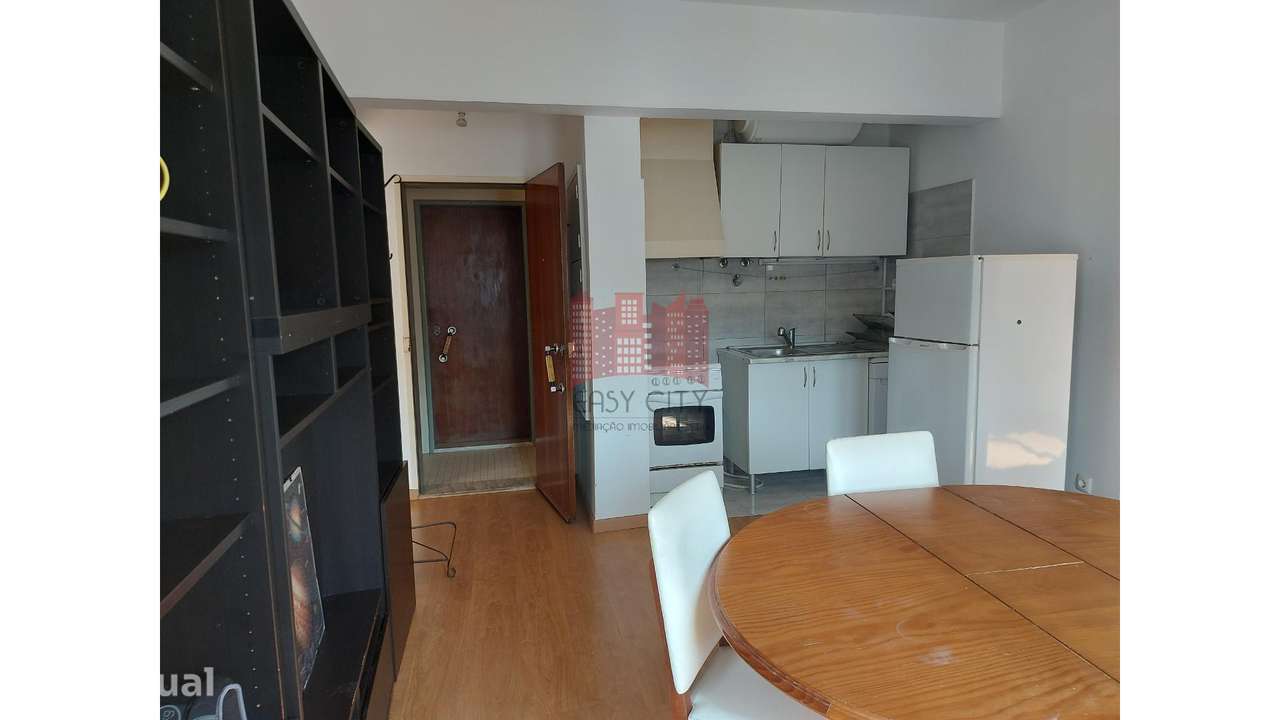 Apart T1+1 | 59 M2 | Reboleira | Amadora - Grande imagem: 2/14