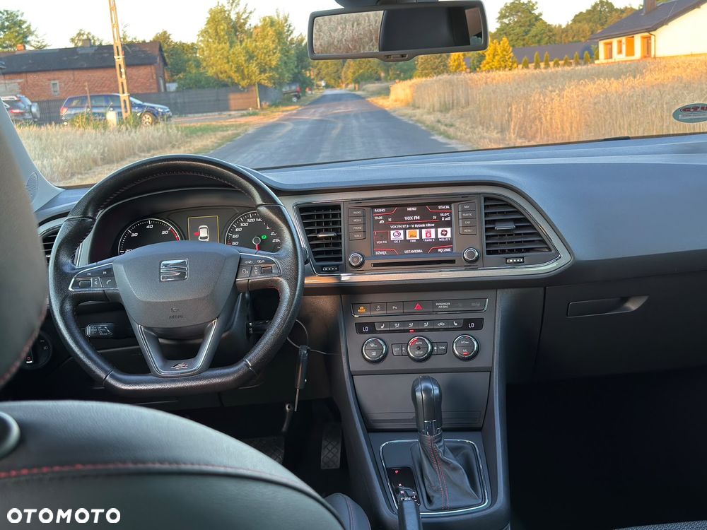 Seat Leon 2.0 TDI DPF Start&Stop DSG XCELLENCE - 4