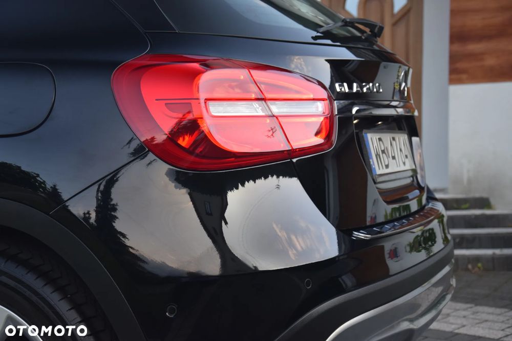 Mercedes-Benz GLA 200 7G-DCT Urban - 26