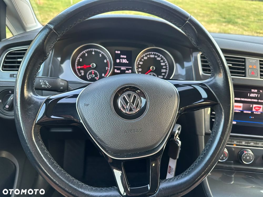 Volkswagen Golf 1.0 TSI Trendline - 12
