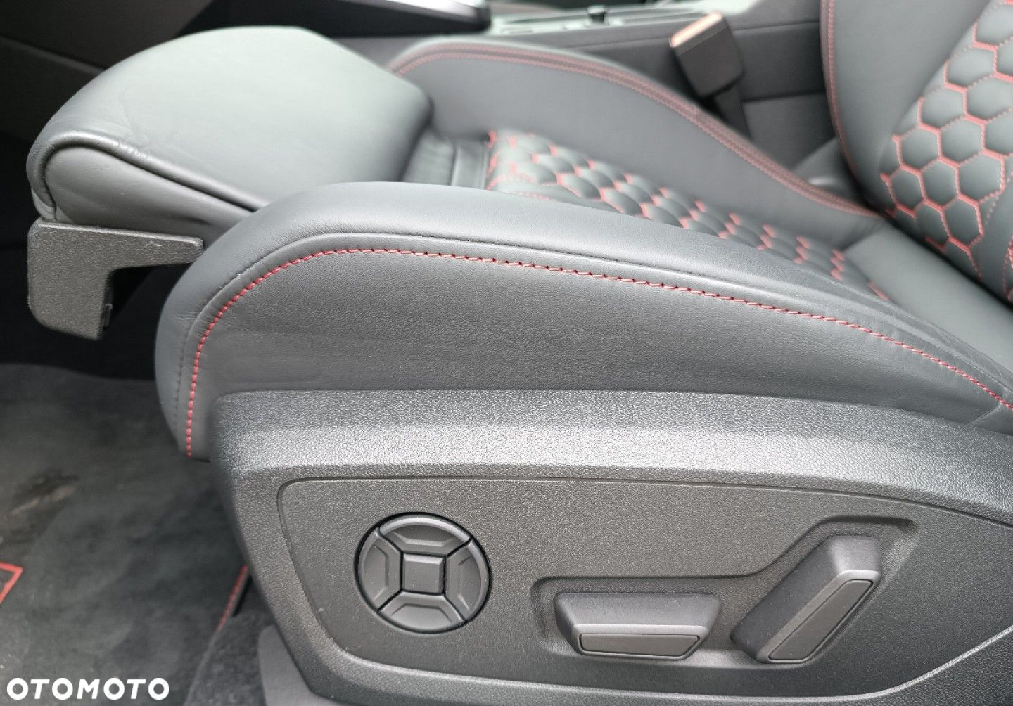 Audi RS3 Sportback - 28