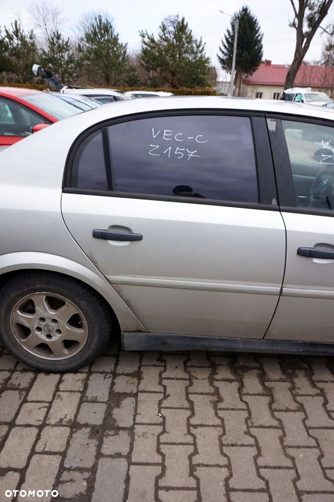 DRZWI TYLNE PRAWE VECTRA C SEDAN Z157  SREBRNY OPEL 2002-2005 - 1