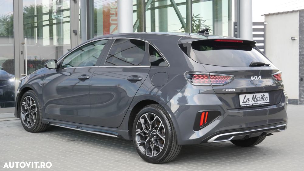 Kia Ceed - 9
