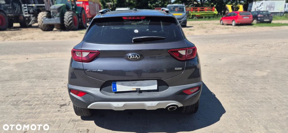 Kia Stonic 1.6 CRDi Vision - 10