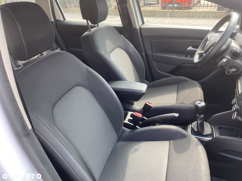 Dacia Duster 1.6 SCe Comfort - 26