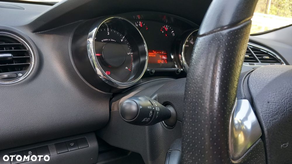 Peugeot 3008 BlueHDi 120 Stop & Start Business-Line - 12