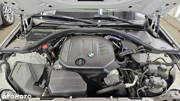 BMW Seria 3 318d M Sport - 10