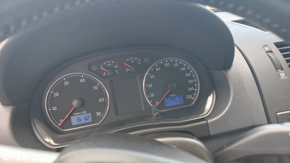 Volkswagen Polo Cross - 9