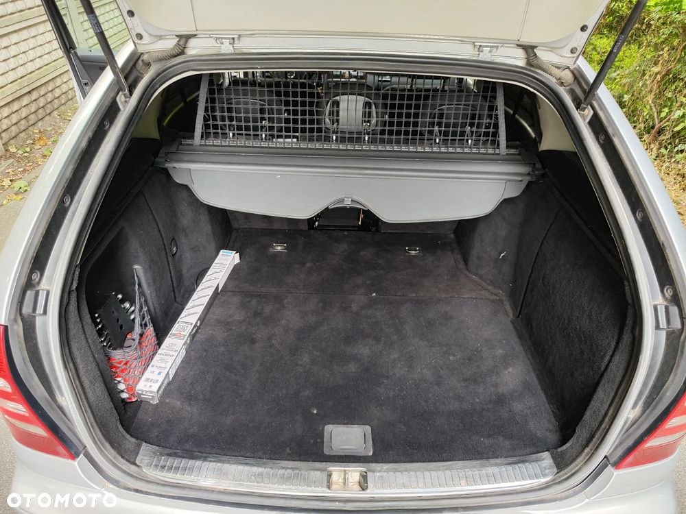 Mercedes-Benz Klasa C - 19